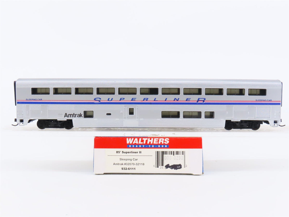 HO Scale Walthers 932-6111 Amtrak Superliner 85&#39; Sleeper Passenger Car