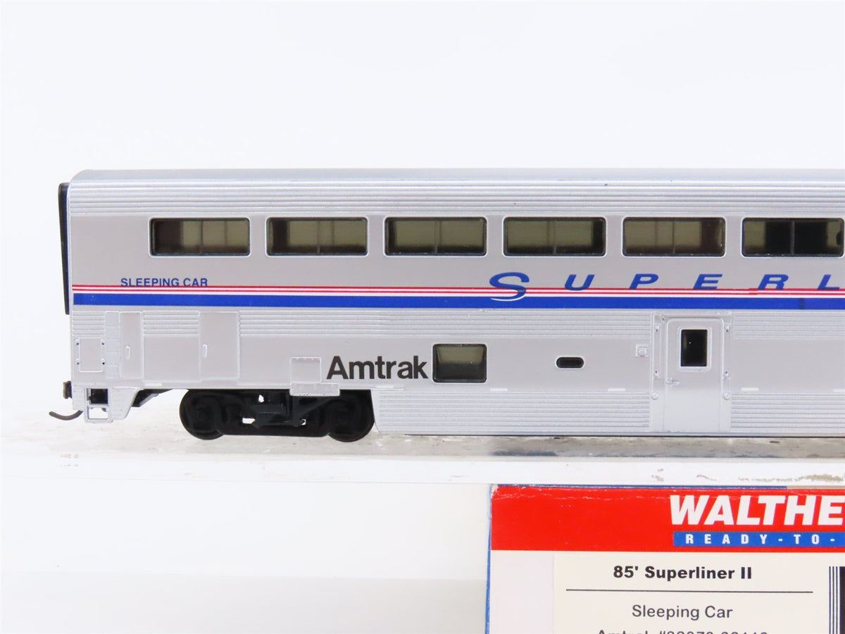 HO Scale Walthers 932-6111 Amtrak Superliner 85&#39; Sleeper Passenger Car