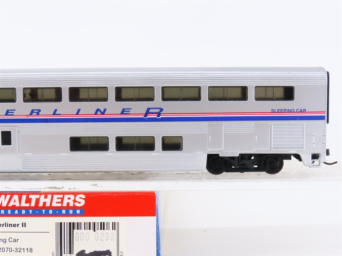 HO Scale Walthers 932-6111 Amtrak Superliner 85&#39; Sleeper Passenger Car