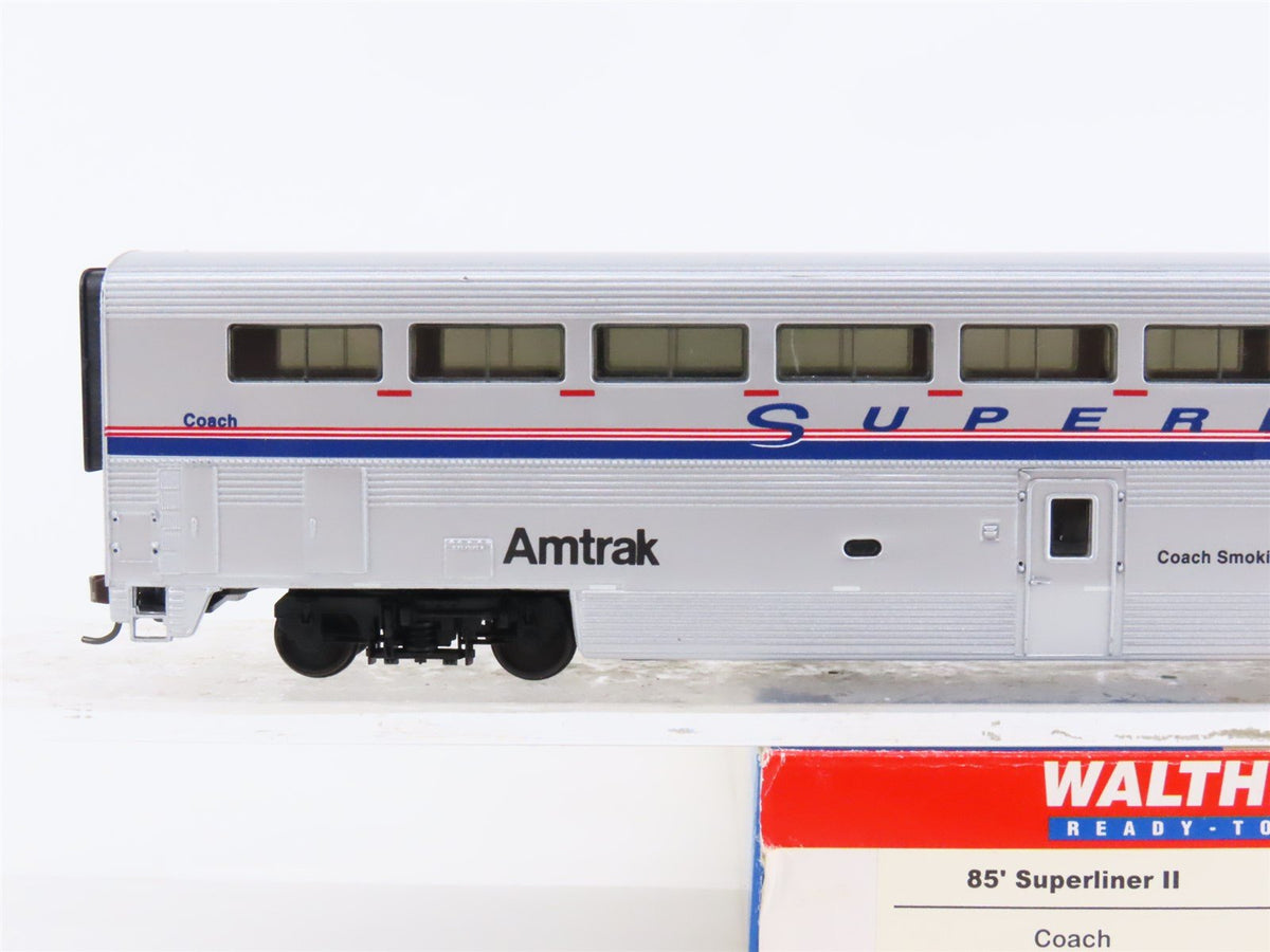 HO Scale Walthers 932-6101 Amtrak Superliner 85&#39; Coach Passenger Car