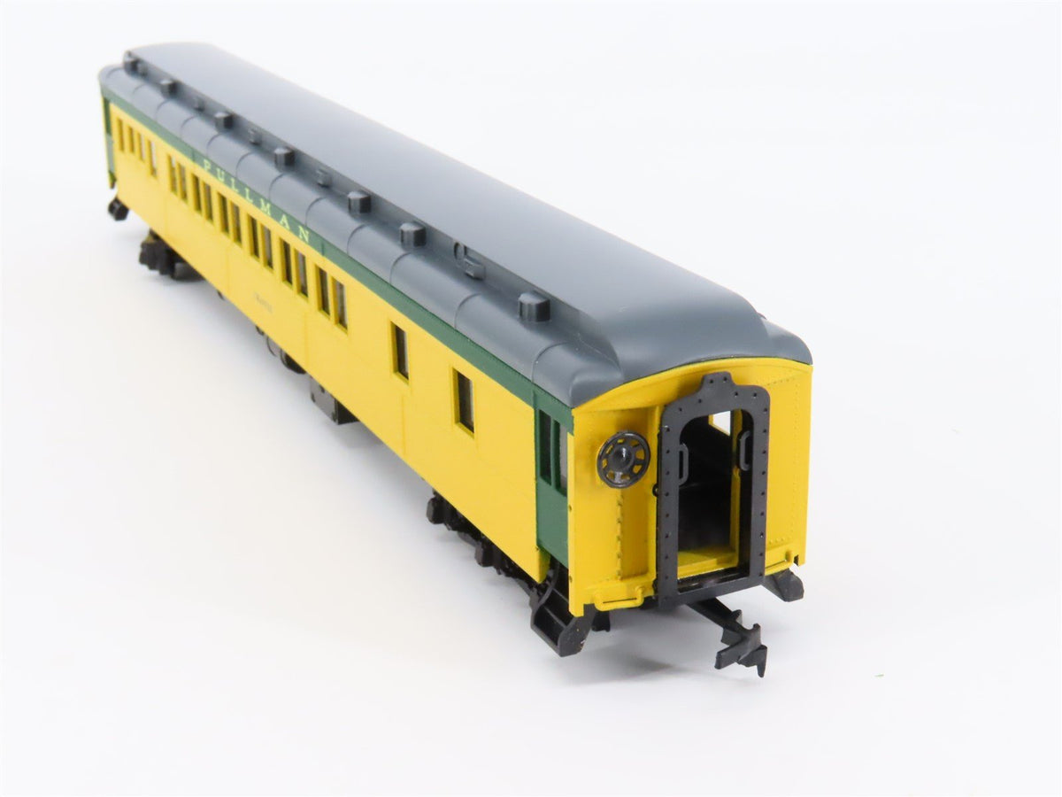 HO Scale IHC 49217 CNW Chicago North Western Pullman Sleeper Passenger &quot;Chaffee&quot;