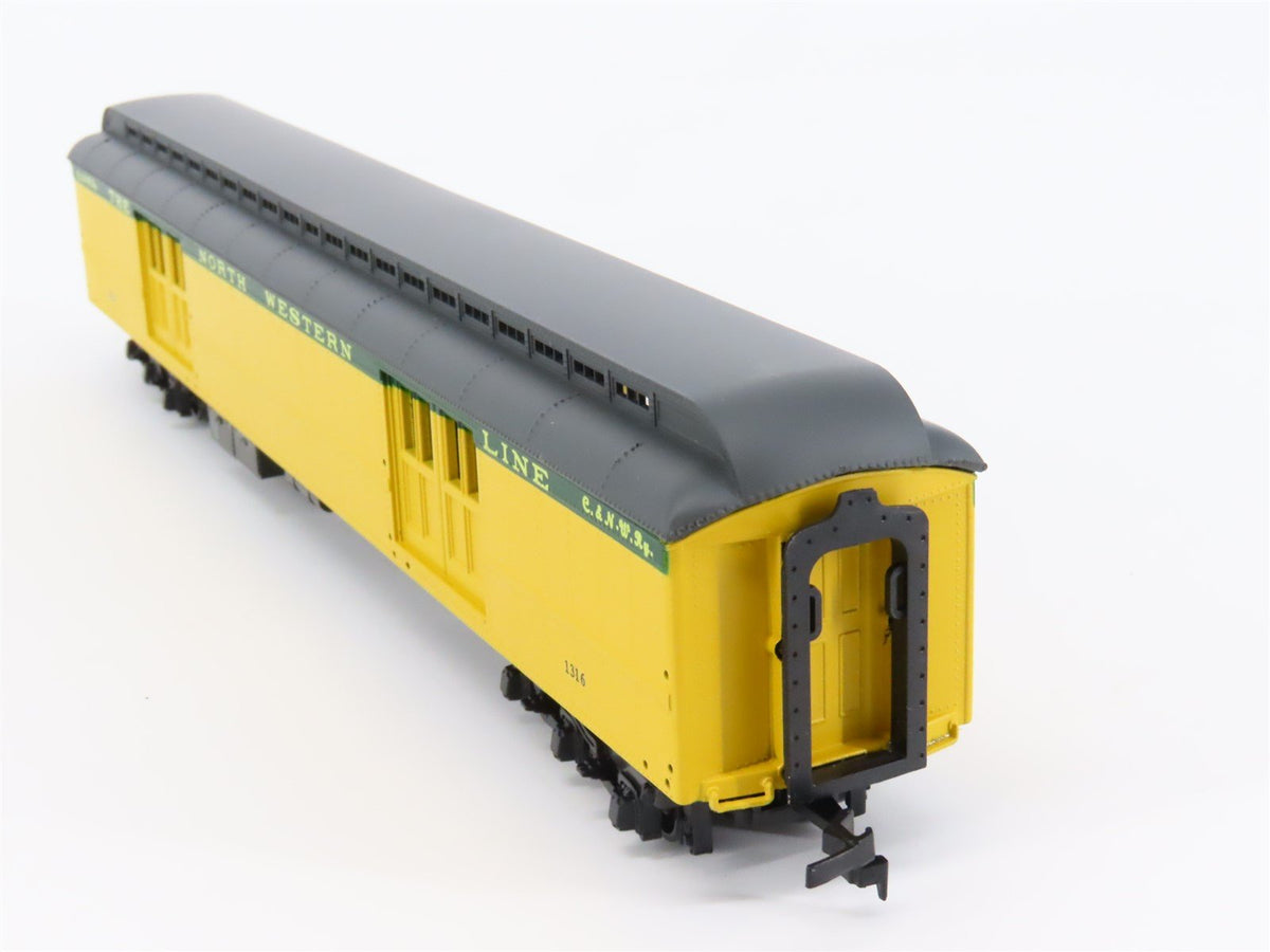 HO Scale IHC 49210 CNW Chicago &amp; North Western Baggage Passenger #1316