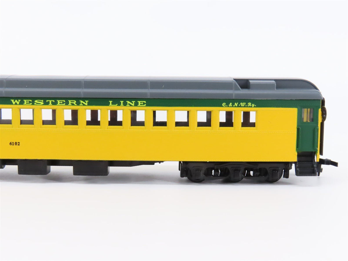 HO Scale IHC CNW Chicago &amp; North Western Coach Passenger Car #6102