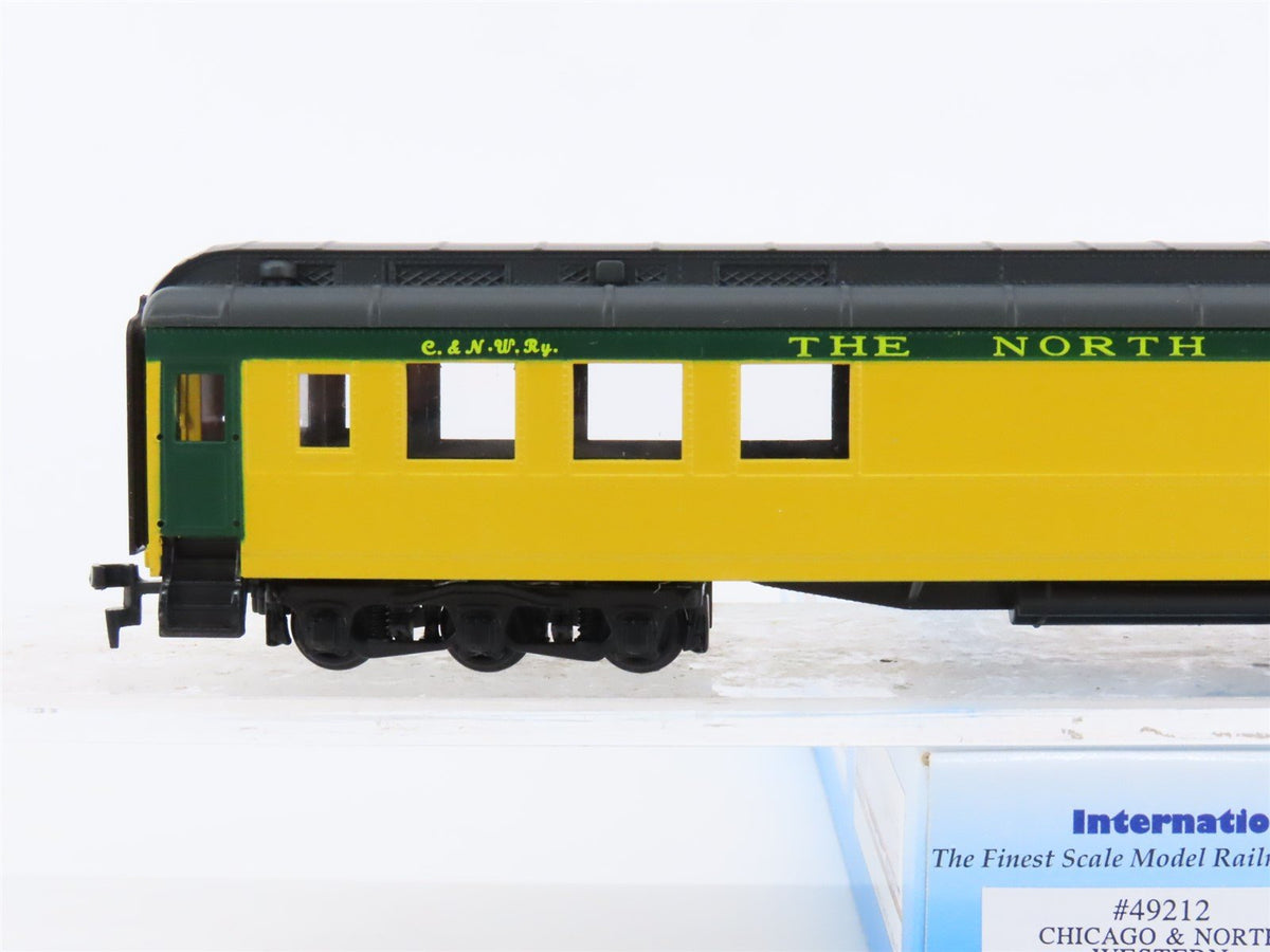 HO Scale IHC 49212 CNW Chicago &amp; North Western Combine Passenger Car #7416