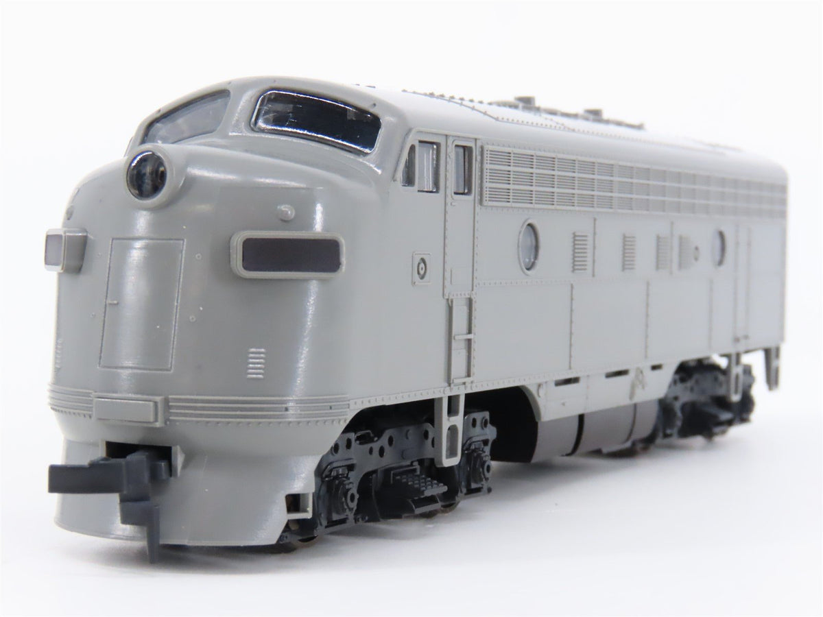 HO Scale Stewart / KATO Undecorated EMD F3A Ph. 4 Diesel Locomotive