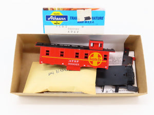 HO Scale Athearn Kit #1269 ATSF Santa Fe Railroad Caboose #999023