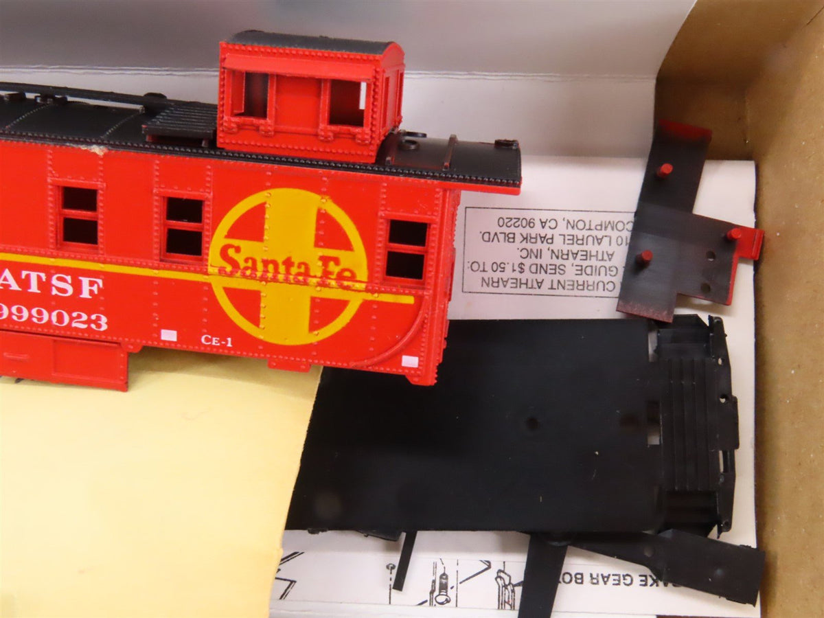 HO Scale Athearn Kit #1269 ATSF Santa Fe Railroad Caboose #999023