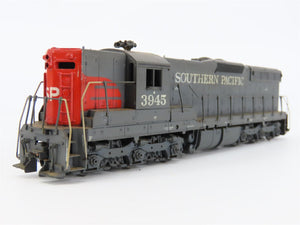 HO Scale Athearn SP Southern Pacific SD9 Diesel Locomotive #3945 Customized