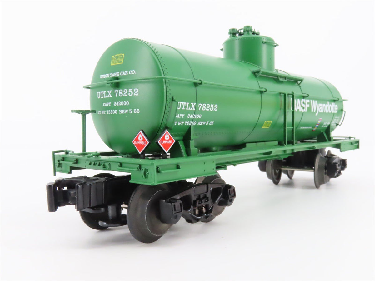 O Gauge 3-Rail Lionel #6-19614 UTLX BASF Wyandotte Single Dome Tank Car #78252