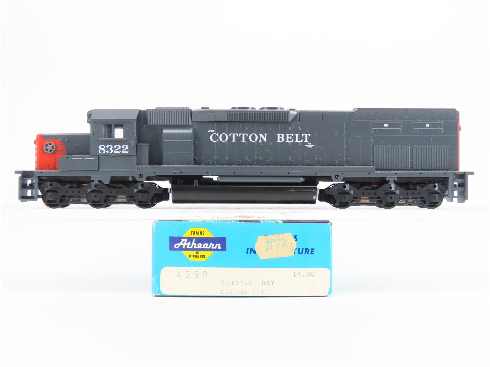 HO Scale Athearn 4552 SSW Cotton Belt SD40T-2 Diesel Loco #8322 Unpowered