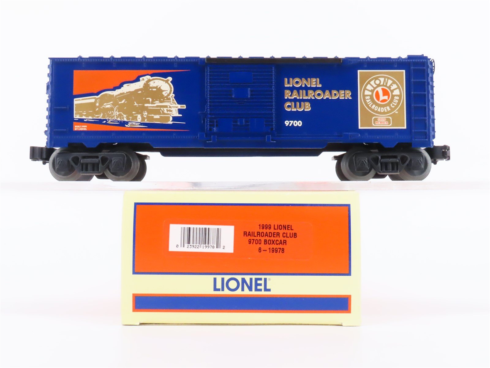 O Gauge 3-Rail Lionel #6-19978 1999 Lionel Railroader Club Box Car #9700