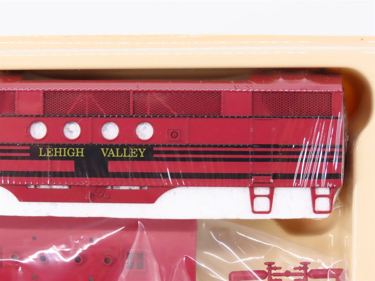 HO Scale Stewart Kit #5020 LV Lehigh Valley EMD FTA/FTB Diesel Set - DCC Ready