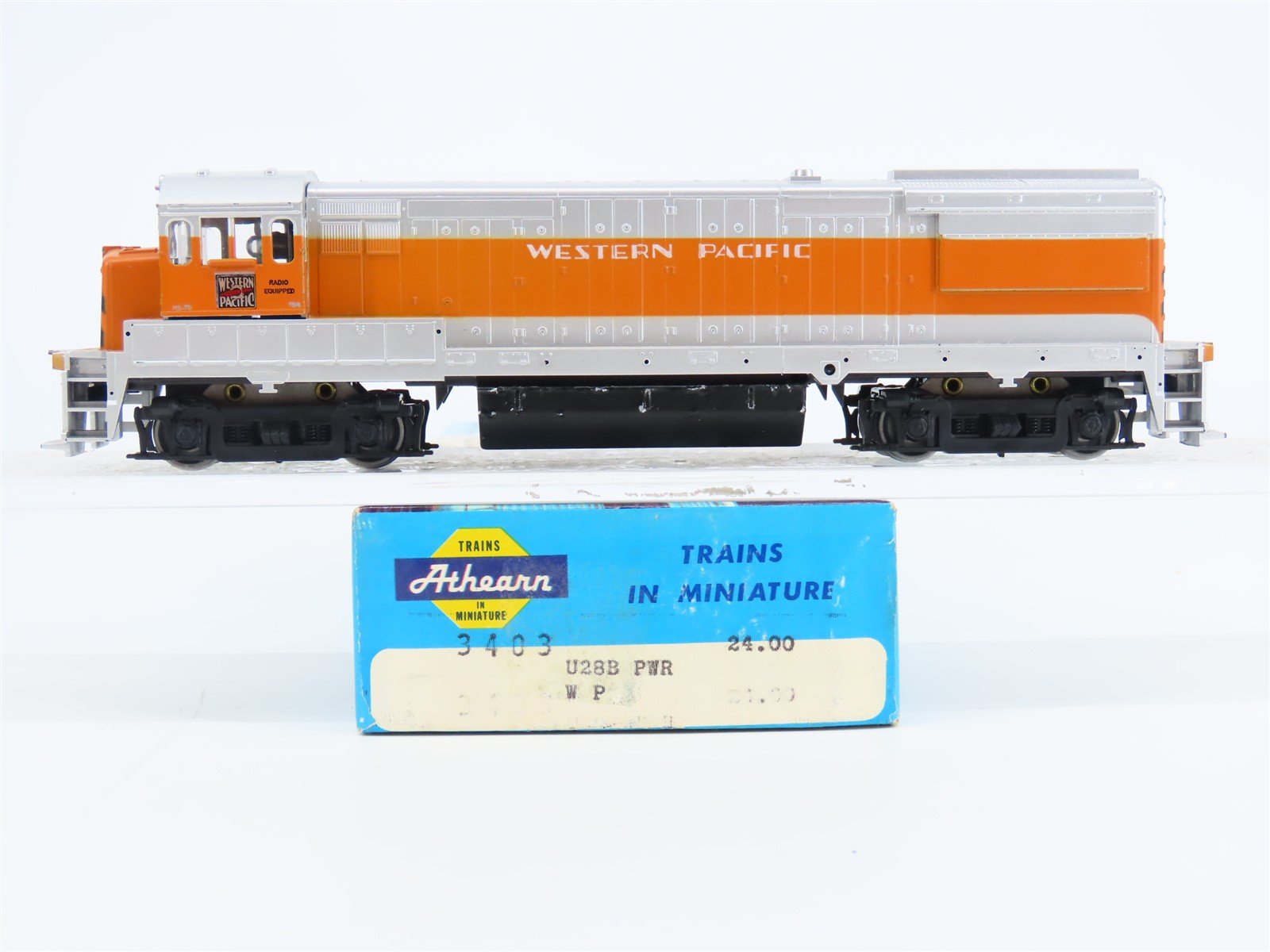 HO Scale Athearn 3403 WP Western Pacific U23B Diesel Locomotive