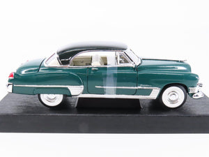 1:18 Scale Road Legends Die-Cast 92309 Cadillac 1949 Coupe DeVille