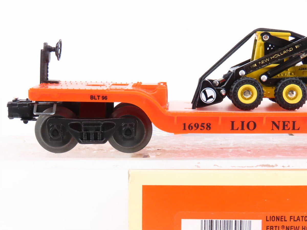 O Gauge 3-Rail Lionel 6-16958 Lionel Flat Car #16958 w/ Ertl New Holland Loader