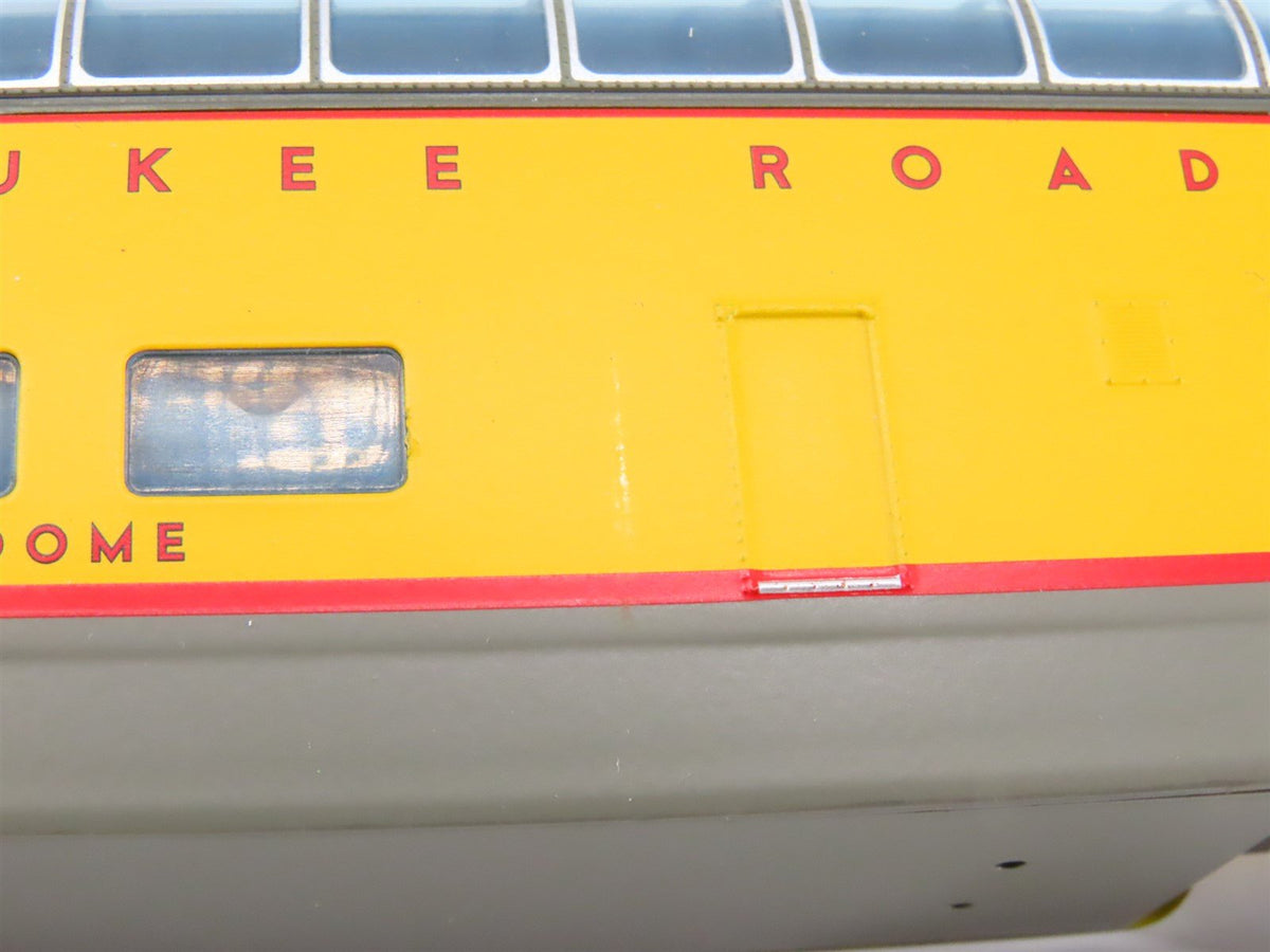 HO Scale Walthers 932-9271 MILW The Milwaukee Road Super Dome Passenger Car