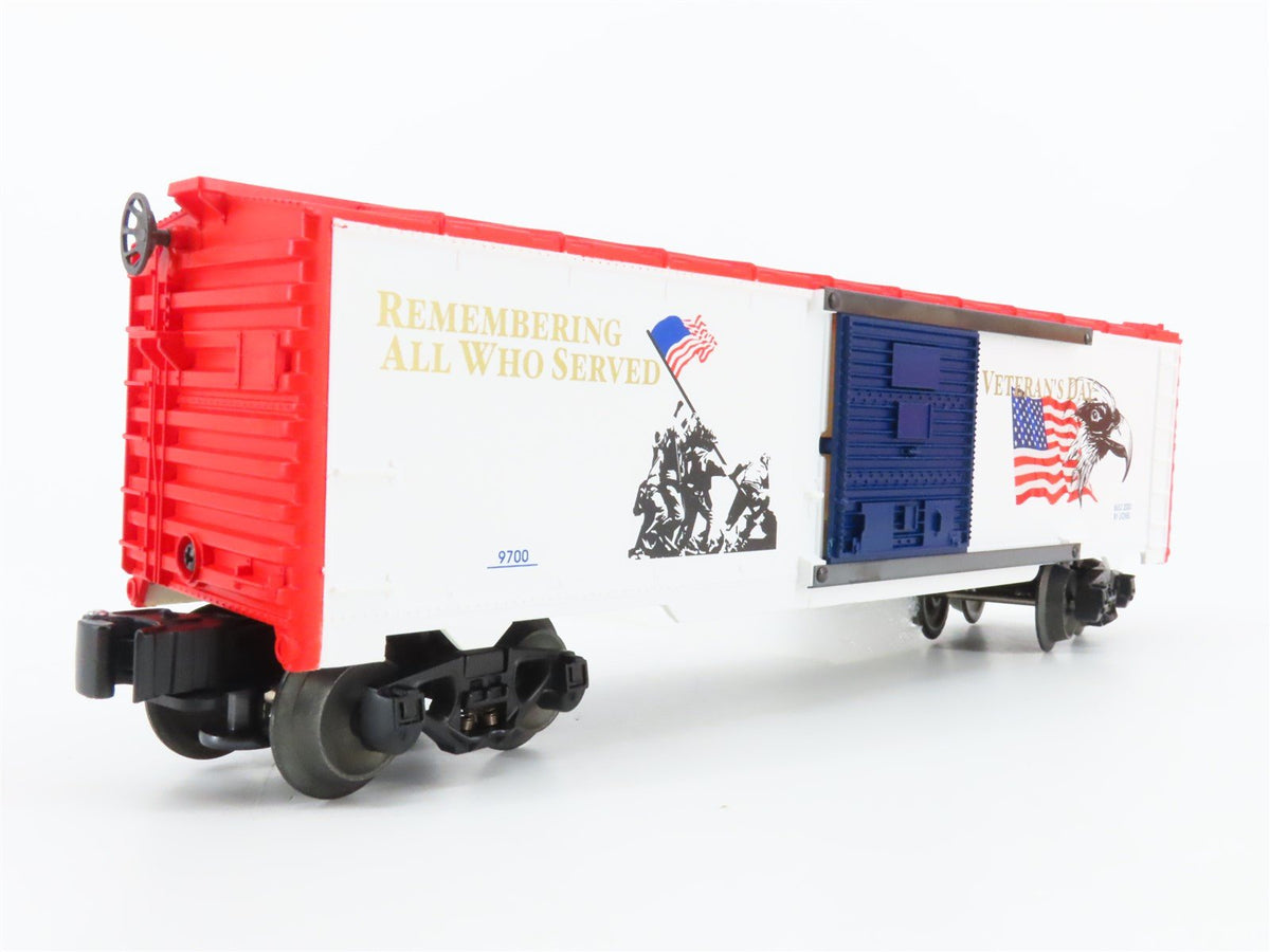 O Gauge 3-Rail Lionel #6-26724 Veteran&#39;s Day Single Door Box Car #9700