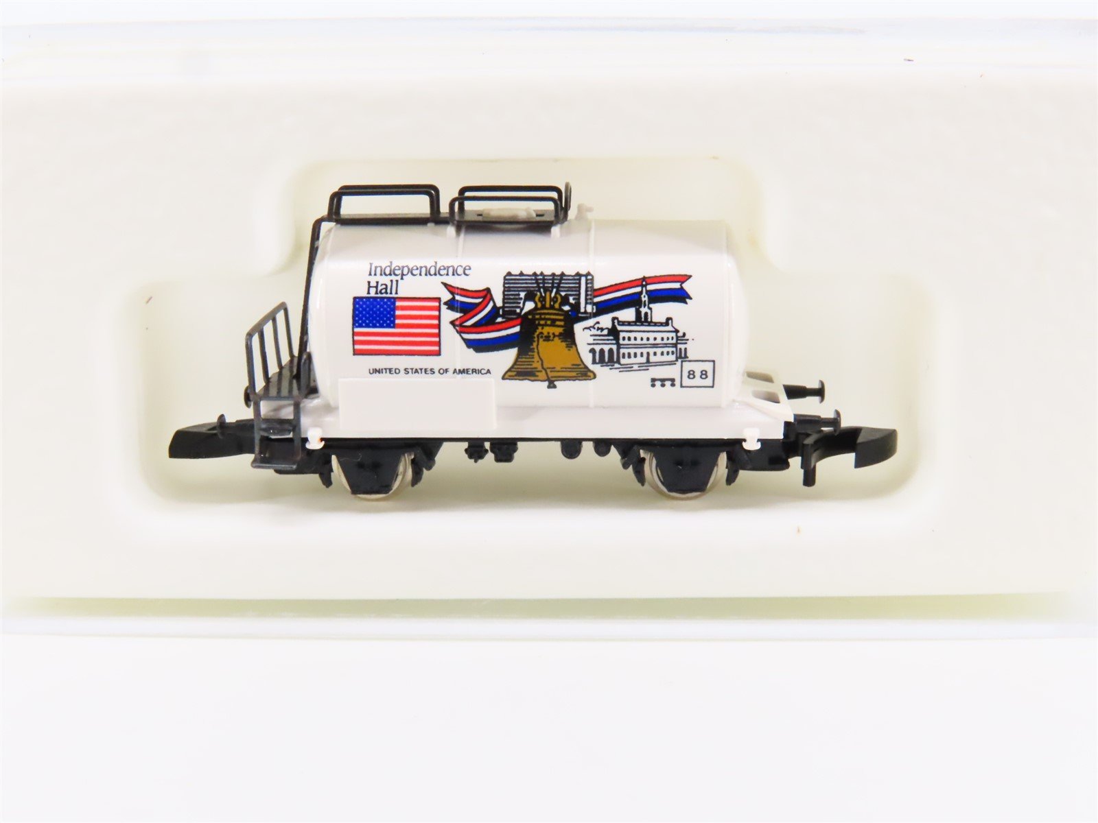 Z Scale Marklin Mini-Club 82509 USA Independence Hall Tank Car #88