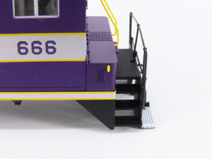 HO Scale Proto 2000 8102 ACL Atlantic Coast Line EMD SW9 Diesel Switcher #666