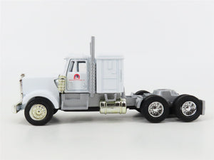 O 1/48 Scale Lionel 6-52091 LCCA Dave Lennox Tractor Trailer