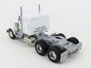 O 1/48 Scale Lionel 6-52091 LCCA Dave Lennox Tractor Trailer