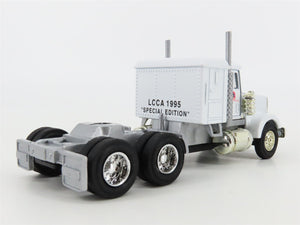 O 1/48 Scale Lionel 6-52091 LCCA Dave Lennox Tractor Trailer