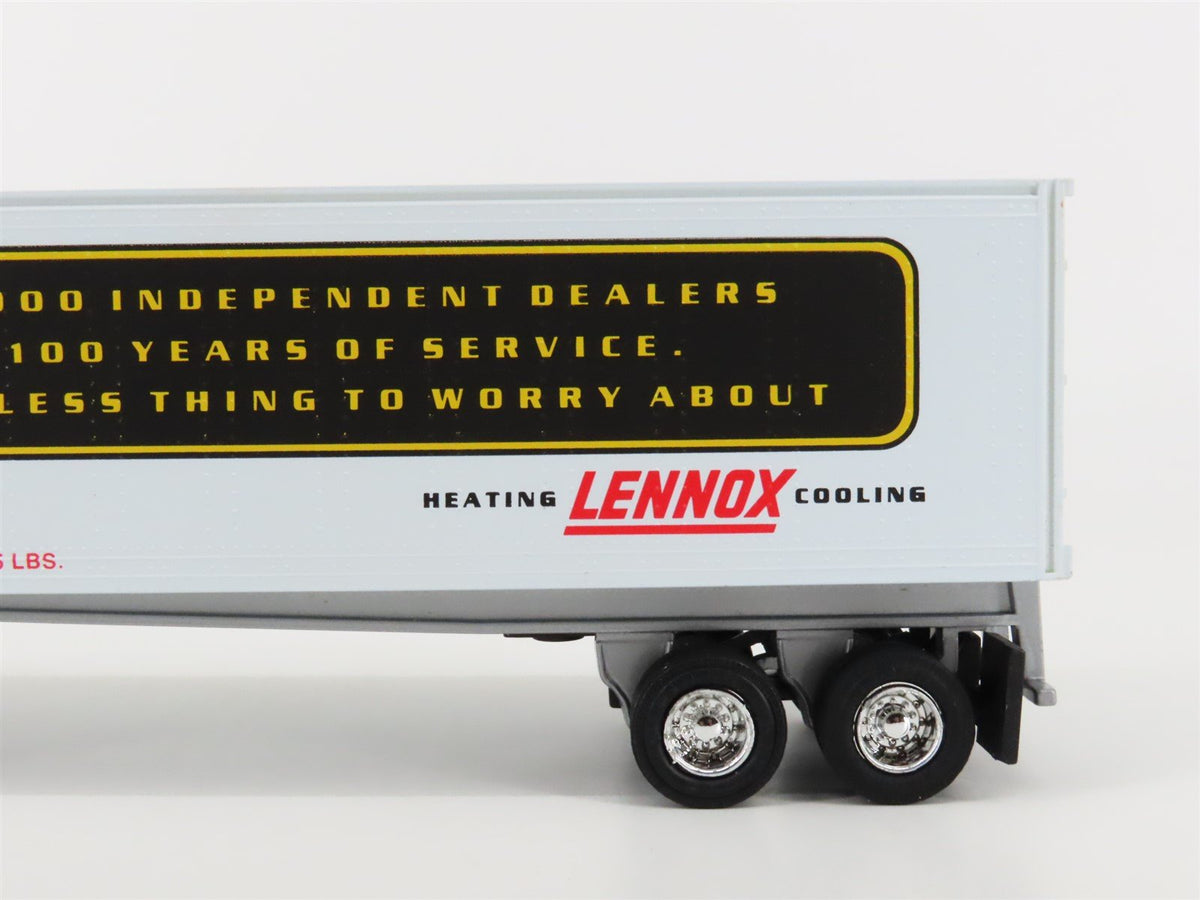 O 1/48 Scale Lionel 6-52091 LCCA Dave Lennox Tractor Trailer