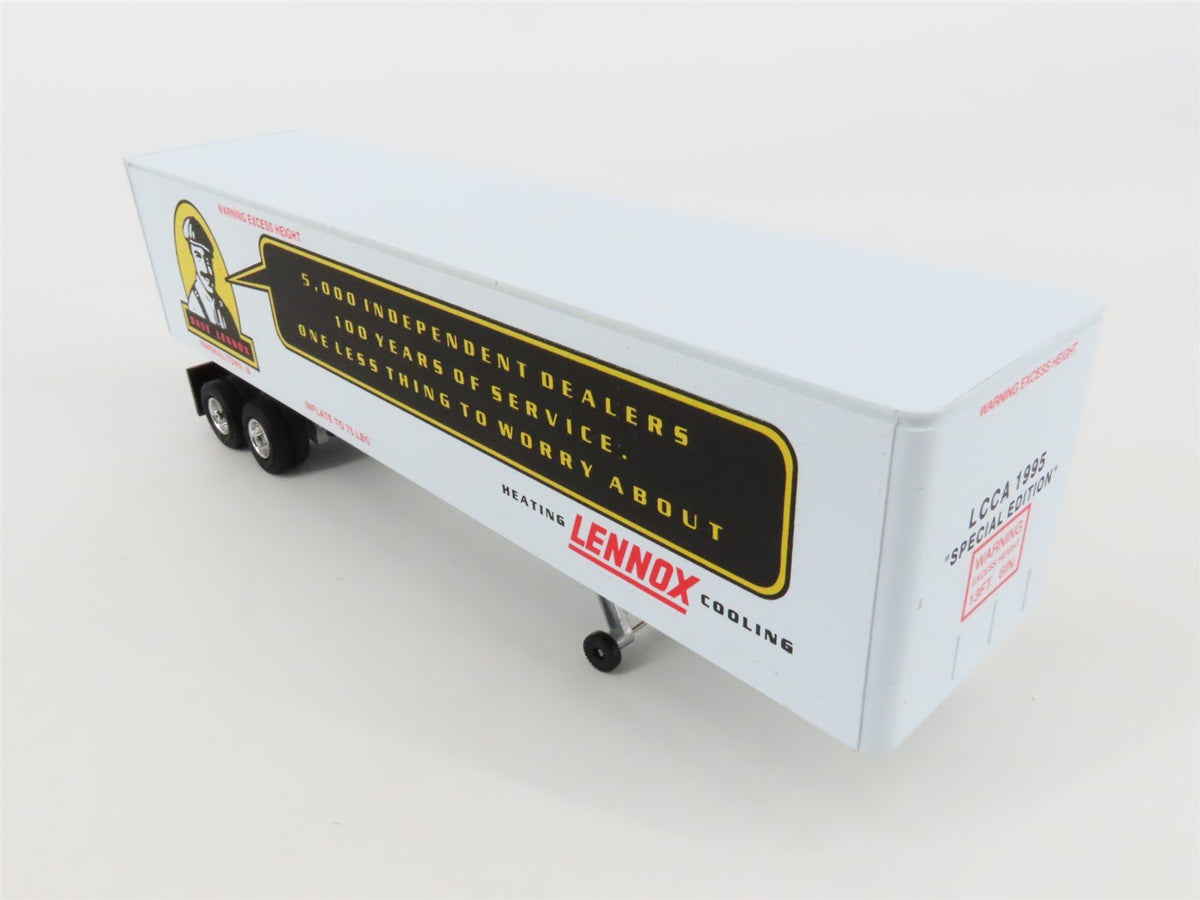 O 1/48 Scale Lionel 6-52091 LCCA Dave Lennox Tractor Trailer