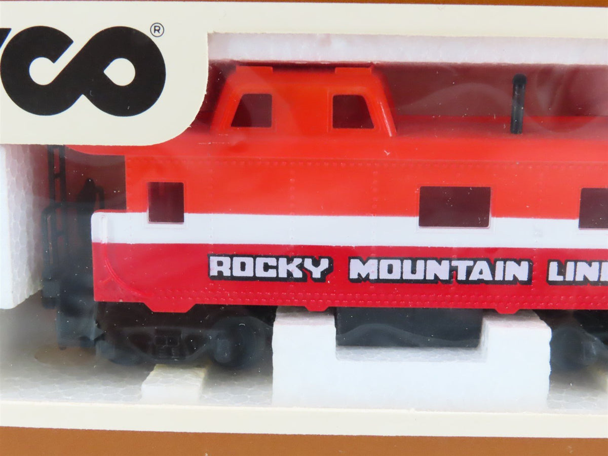 HO Scale Tyco Rocky Mountain Railroad SD7 Diesel Locomotive w/Caboose