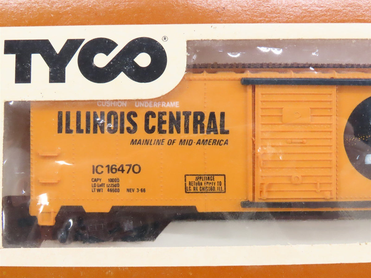 LOT of 5 HO Scale TYCO IC/B&amp;M/Southern Flatcar, Boxcar &amp; Tankcars