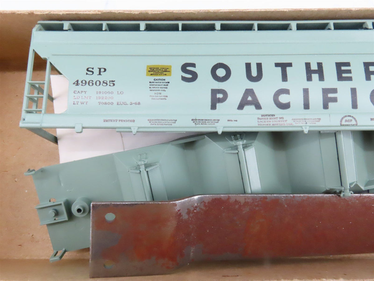 HO Scale Athearn Kit #1911 SP Southern Pacific 55&#39; 4-Bay Hopper #496085