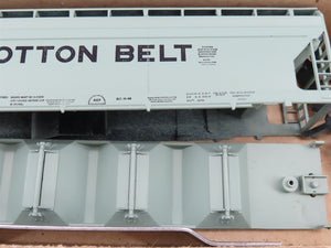 HO Scale Athearn Kit #1918 SSW Cotton Belt 55' 4-Bay Center Flow Hopper #79486