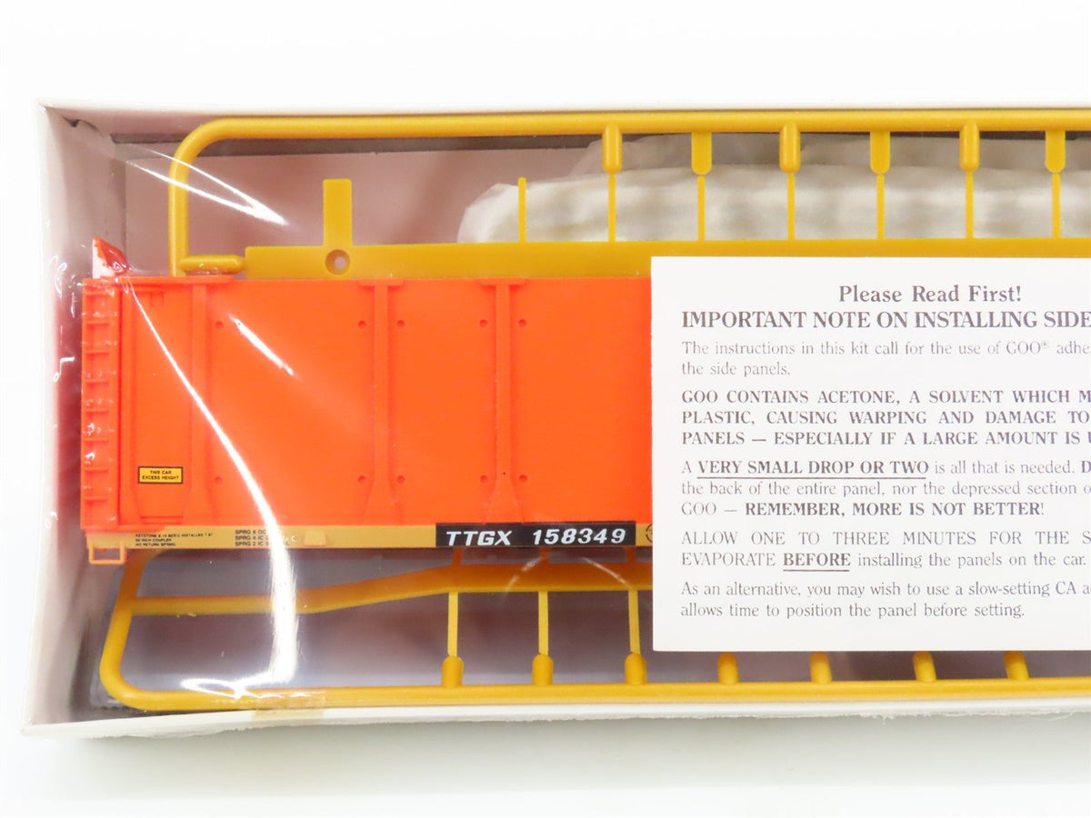 HO Scale Walthers Kit #932-4801 TTGX Rio Grande 89&#39; Auto Carrier #158349 -Sealed