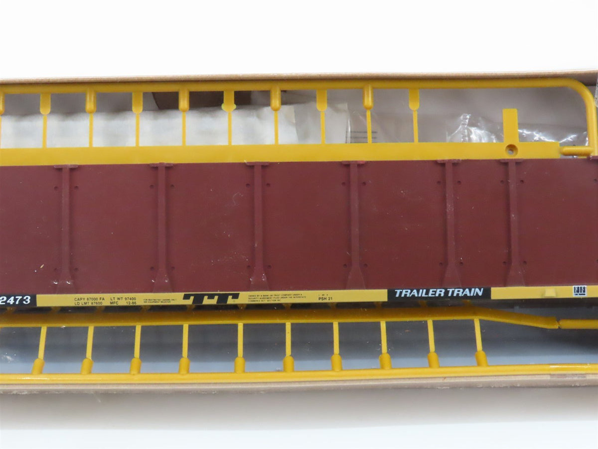 HO Scale Walthers Kit #932-4802 TTGX CP Rail 89&#39; Auto Carrier #942473 - Sealed