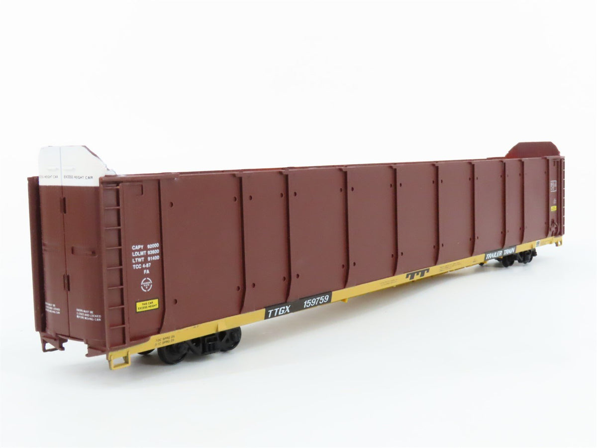 HO Walthers Kit #932-4807 TTGX SP 89&#39; Auto Carrier #159759 - Partially Assembled