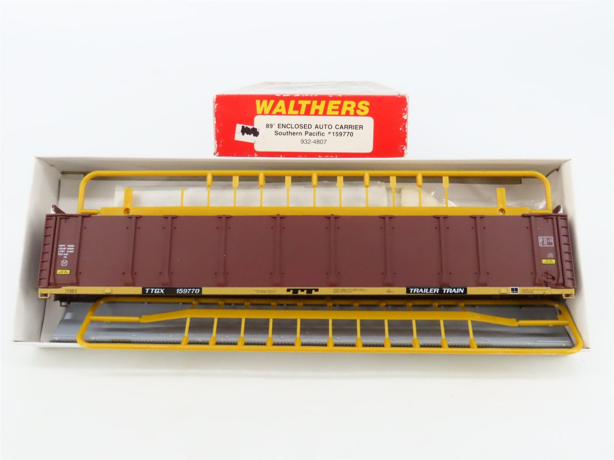 HO Walthers Kit #932-4807 TTGX SP Southern Pacific 89&#39; Auto Carrier #159770