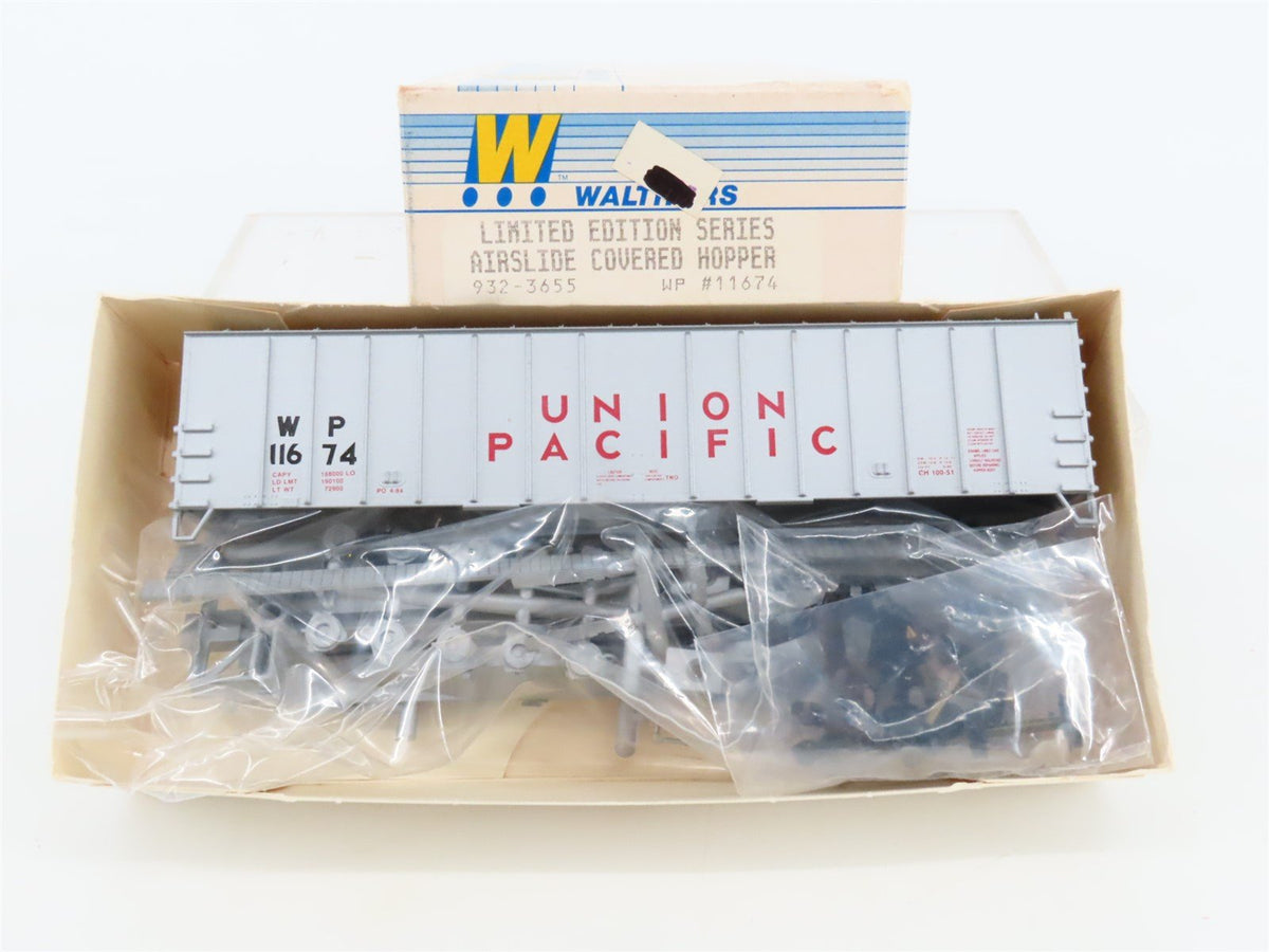 HO Scale Walthers Kit #932-3655 WP Union Pacific Airslide Covered Hopper #11674