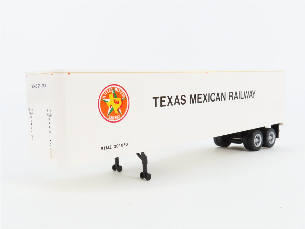 HO Scale Con-Cor 0004-008203 TM Texas Mexican Railway 43&#39; Dry Vans - Set of 2