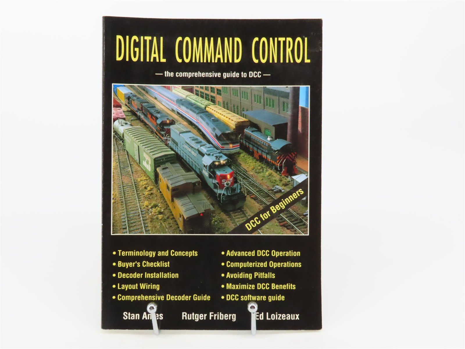 Digital Command Control - the comprehensive guide to DCC ©2001 SC Book