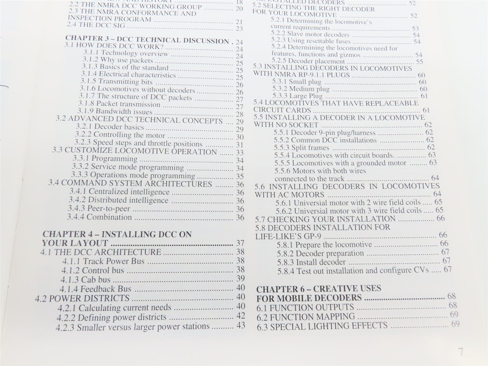 Digital Command Control - the comprehensive guide to DCC ©2001 SC Book
