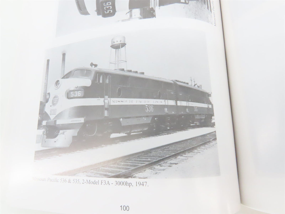 General Motors Streamlined Diesel - Electric Locomotives 1930&#39;s To The 1950&#39;s