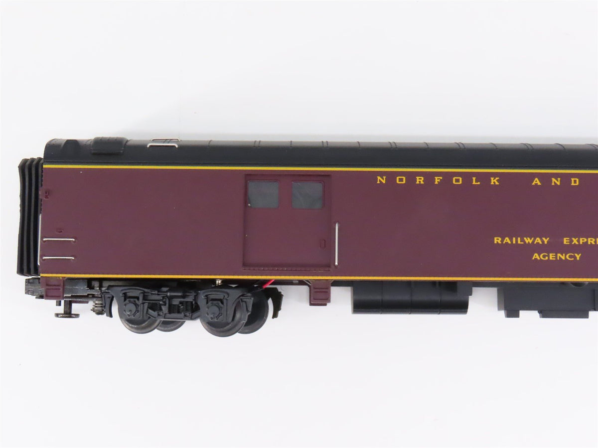 O Gauge 3-Rail MTH 20-6514 N&amp;W Railway 70&#39; Streamlined Passenger 5-Car Set