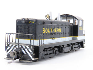 HO Scale KATO 37-119 Southern Railway NW2 Diesel Locomotive #1033