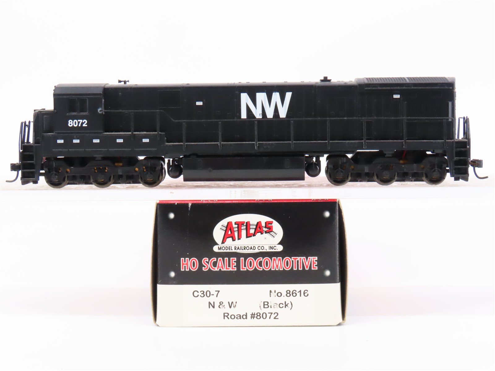 HO Scale Atlas 8616 N&W Norfolk & Western C30-7 Diesel Locomotive #8072 w/ DCC