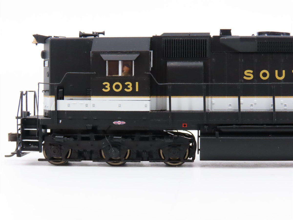 HO Atlas Master Silver 9276 SOU Southern EMD SD35 High Nose Diesel #3031 w/ DCC