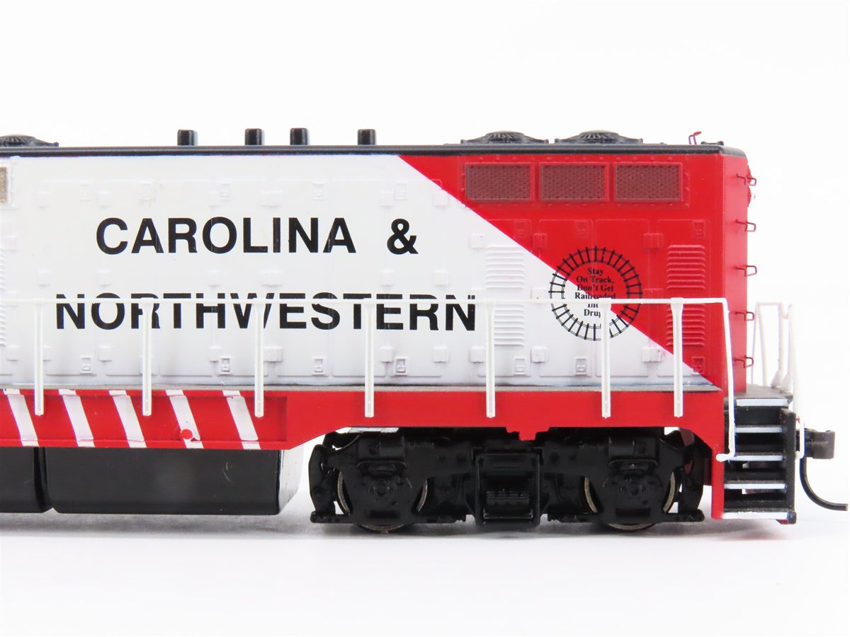 HO Scale Athearn 91558 Carolina &amp; Northwestern CF7 Diesel Locomotive #477 w/ DCC