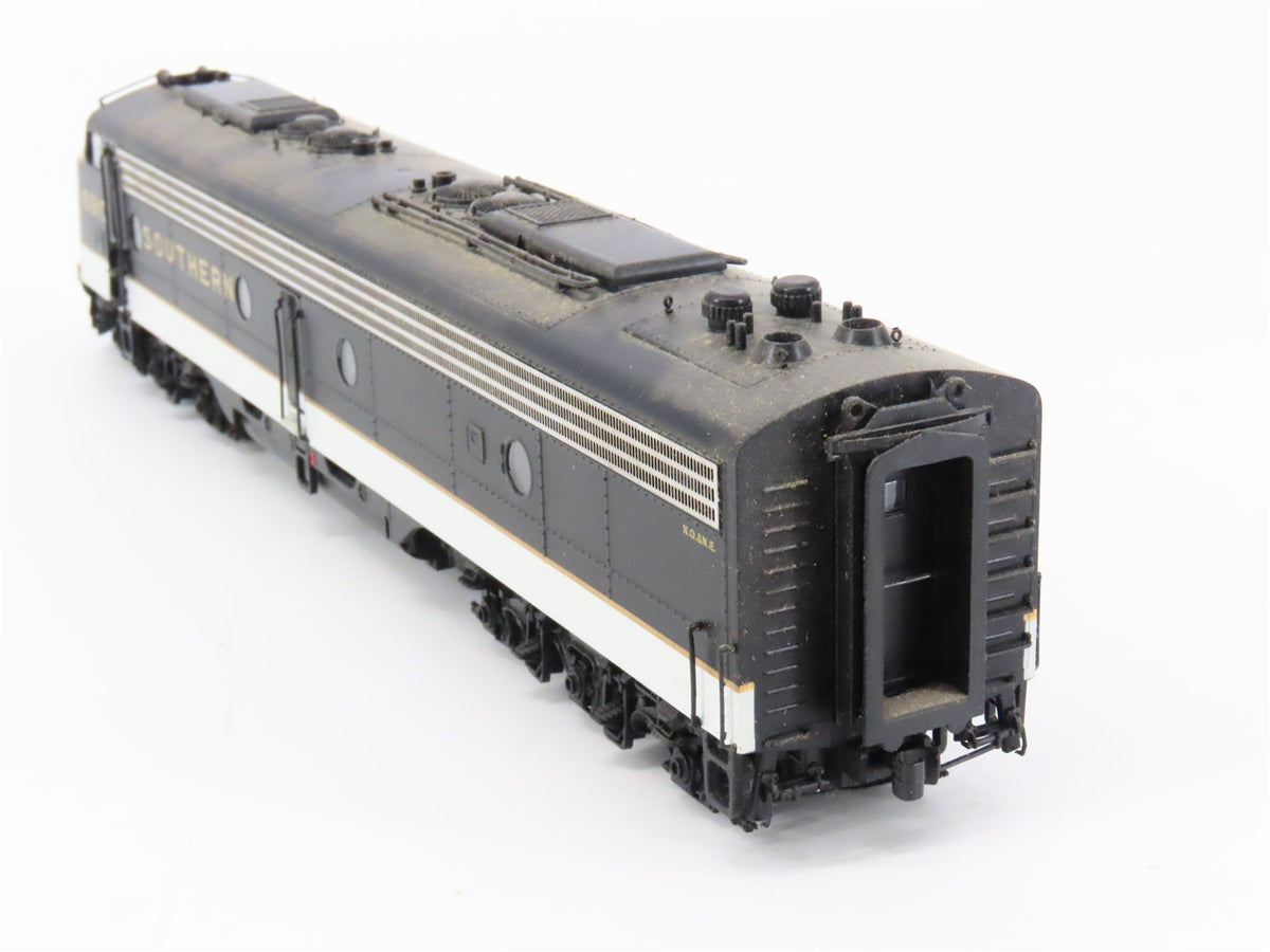 HO Scale Proto 2000 21011 Southern E8/9A Diesel Locomotive #6910