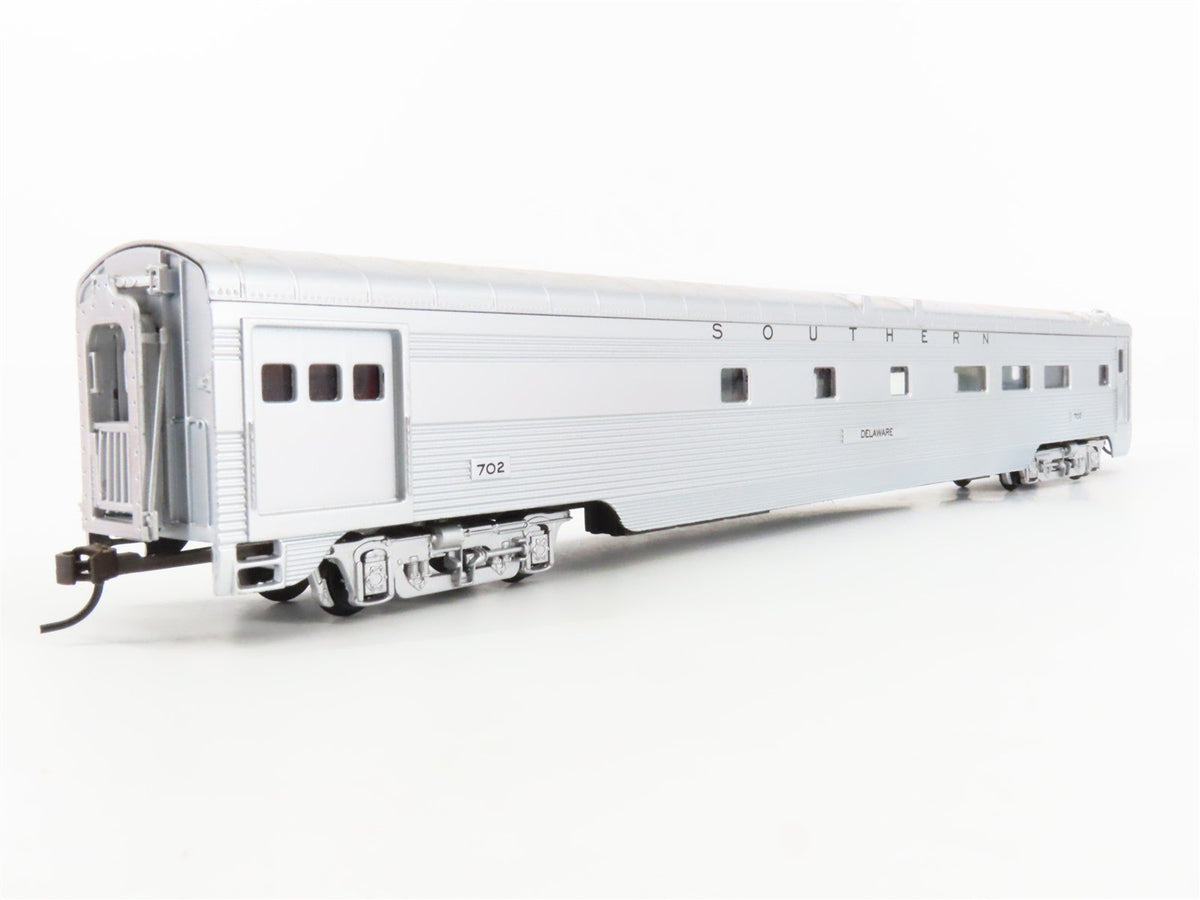 HO Scale IHC 47944 SOU Southern Railway Combine Passenger #702 &quot;Delaware&quot;