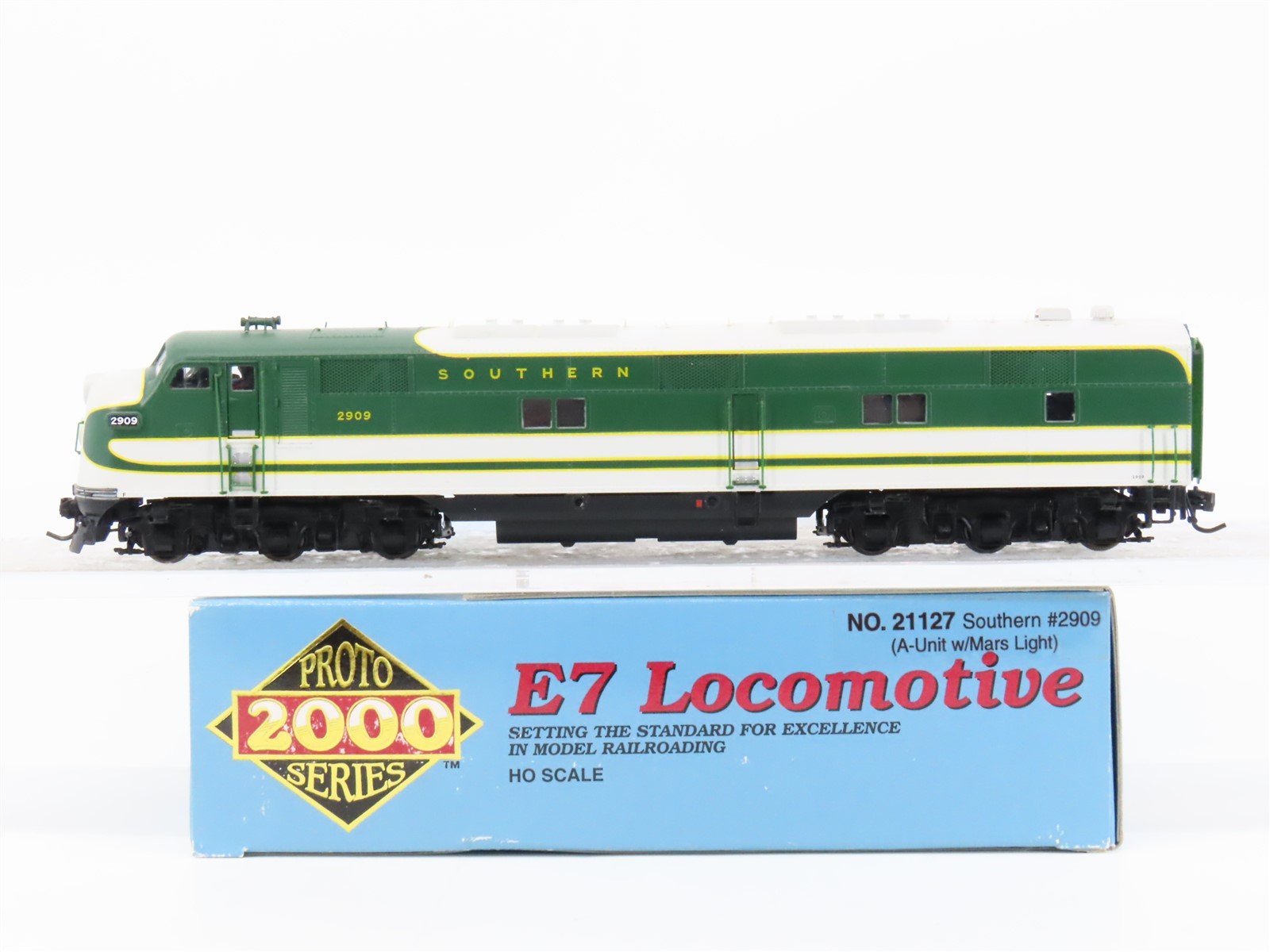 HO Scale Proto 2000 21127 Southern E7A Diesel Locomotive #2909 w/ DCC