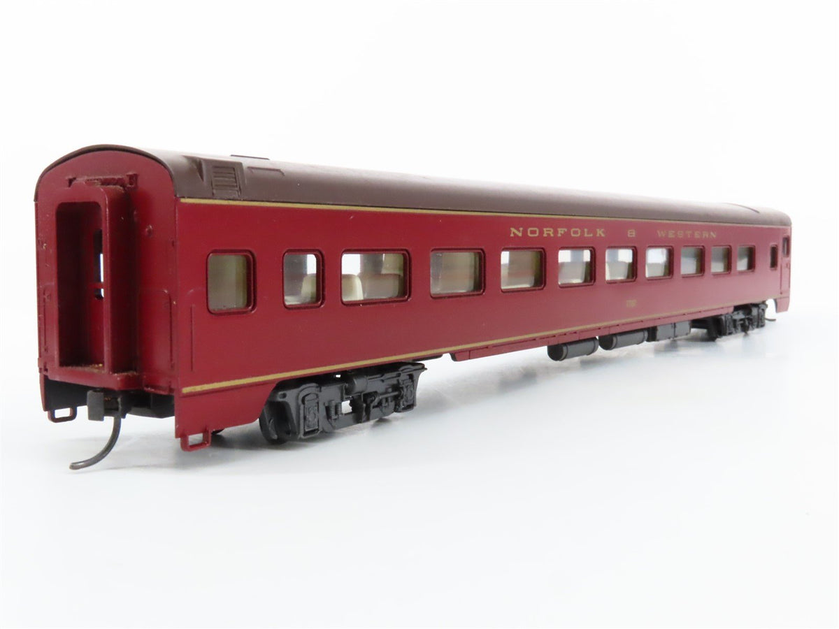 HO Scale IHC 2661 N&amp;W Norfolk &amp; Western Powhatan Arrow Coach Passenger #1722